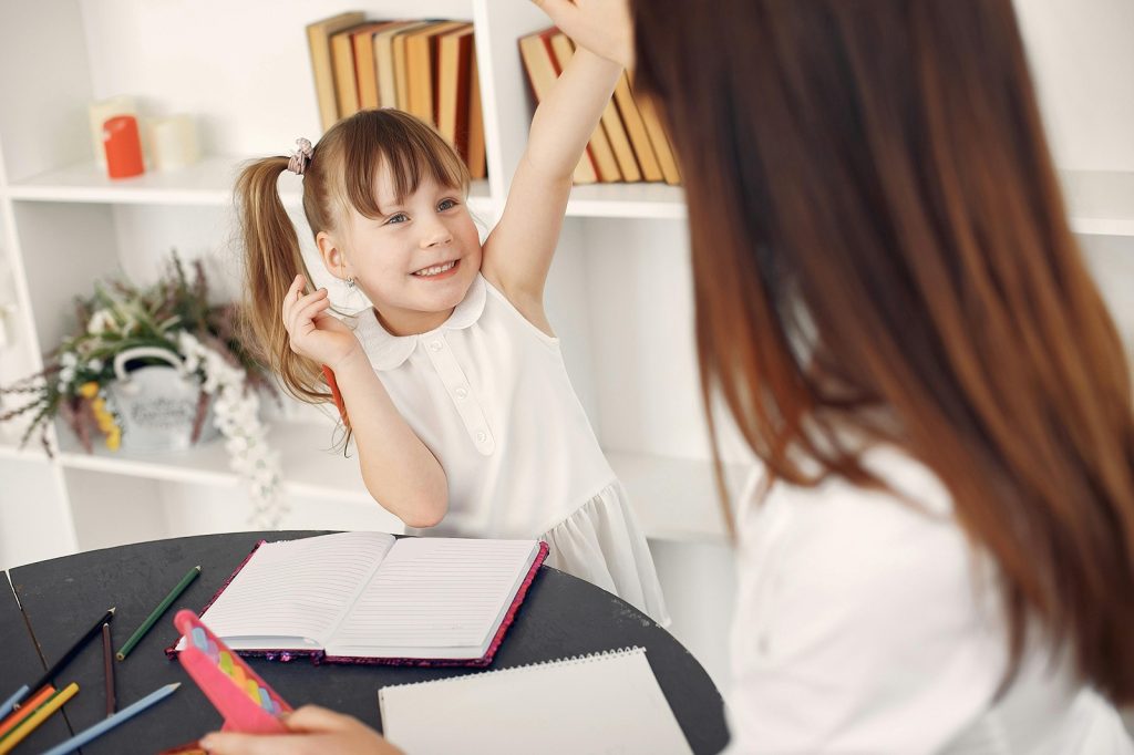 Elementary reading tutor rates: Average tutor cost per hour