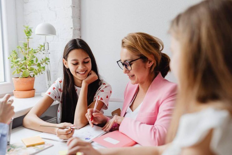 How to Teach Context Clues to Your Child: Best Strategies