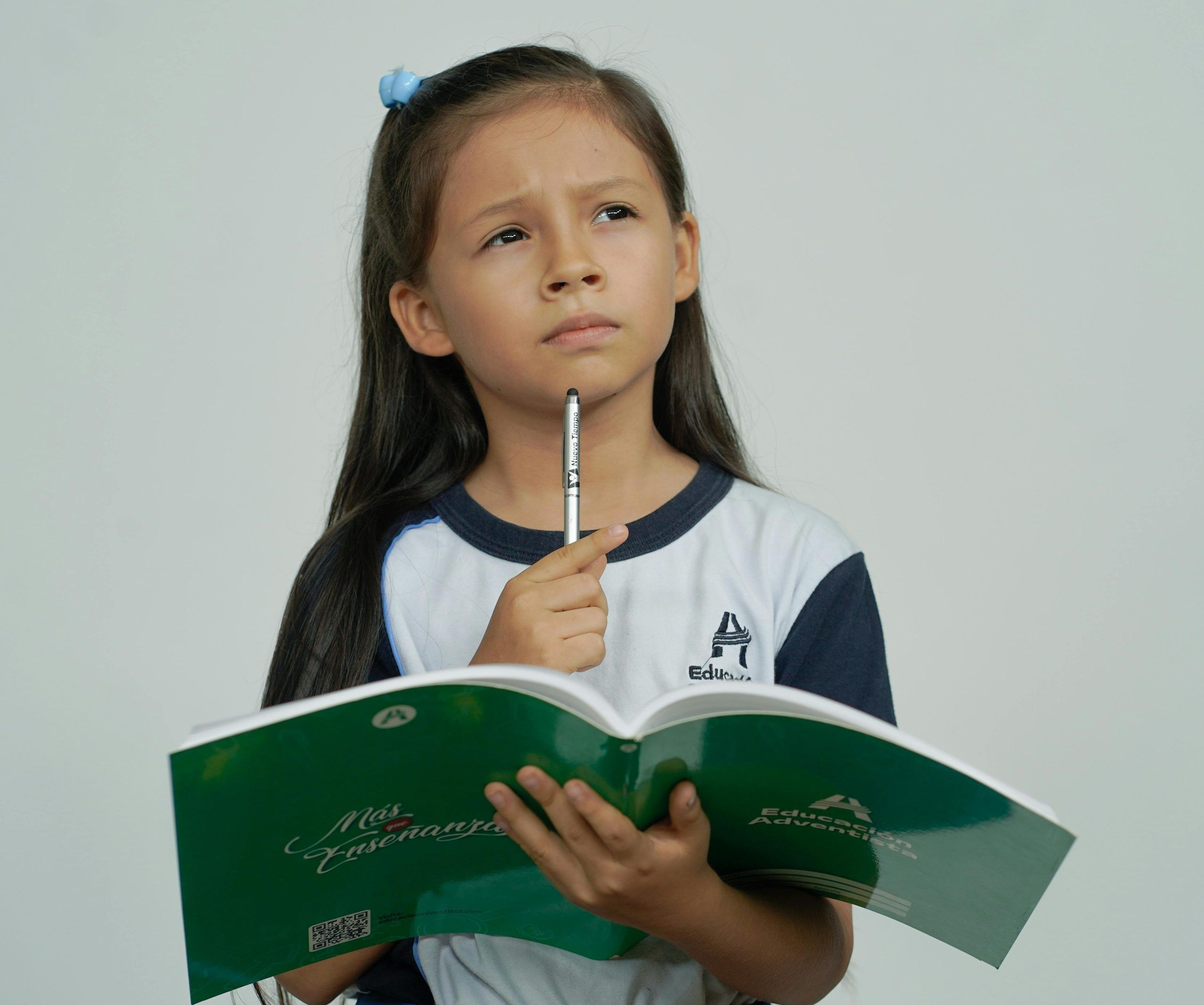 How to improve automaticity in reading by reviewing phonics regularly?