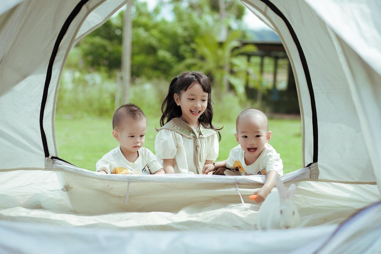 Control kids’ engagement via movement