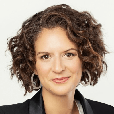 Author Dr. Anna Levy-Warren