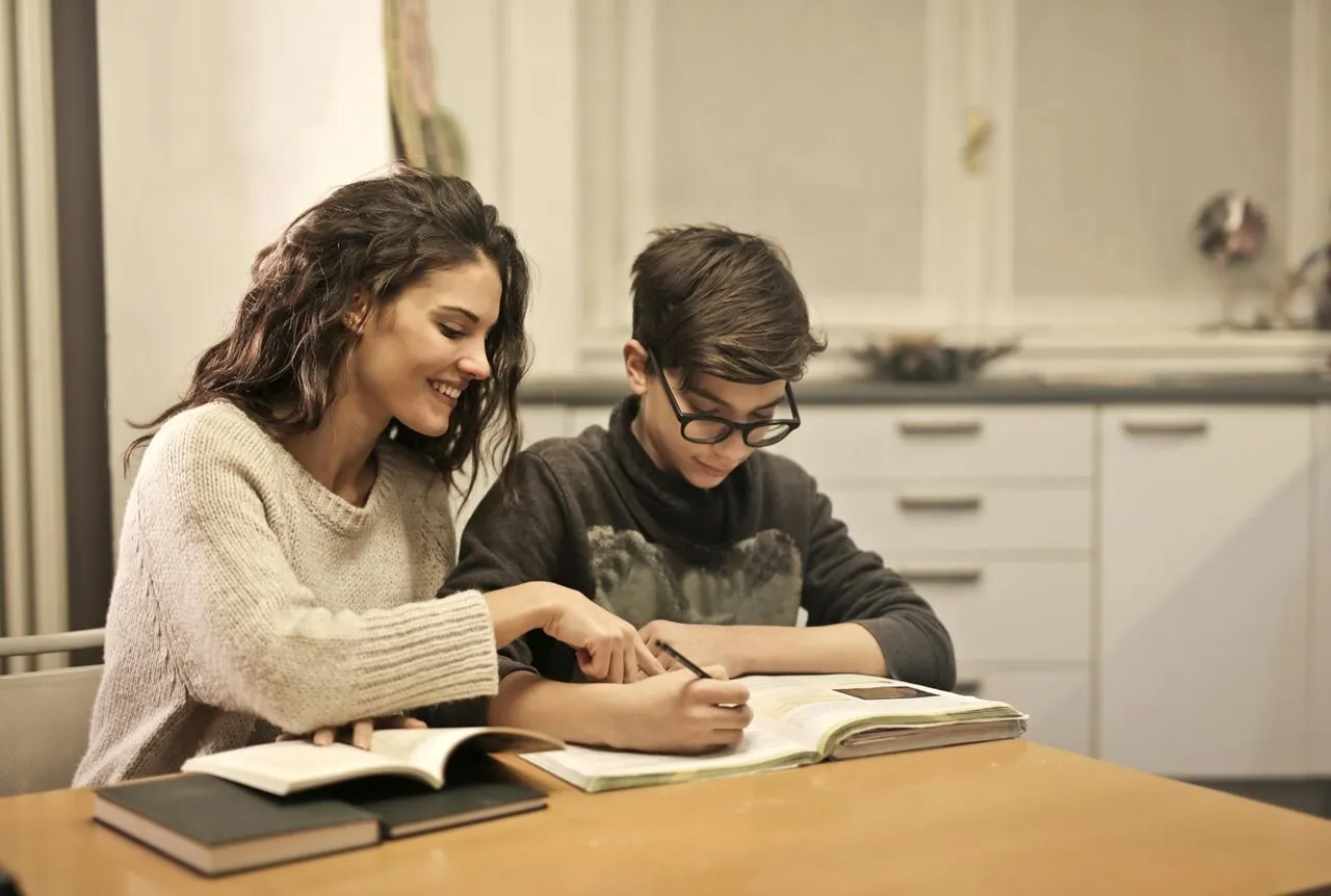 Increase Reading Speed by Minimizing Distractions During Reading Time
